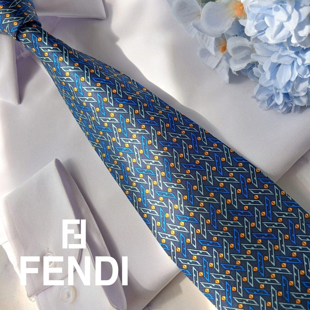 FENDI FENDI ��� ��ũ ���̺� ��ü �ΰ� ���� ���� ��Ÿ�� 9.7cm A��� e2137FENDI ��� ��ũ ���̺� ��ü �ΰ� ���� ���� ��Ÿ�� 9.7c