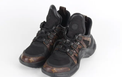 Louis Vuitton [���Ÿ�����]�ڴ��Ϲ�ۡڷ��̺��� LV ��ġ����Ʈ ����Ŀ�� ���� 36.5(235)[���Ÿ�����]���Ϲ�۷��̺��� LV ��ġ����Ʈ ����Ŀ�� ��