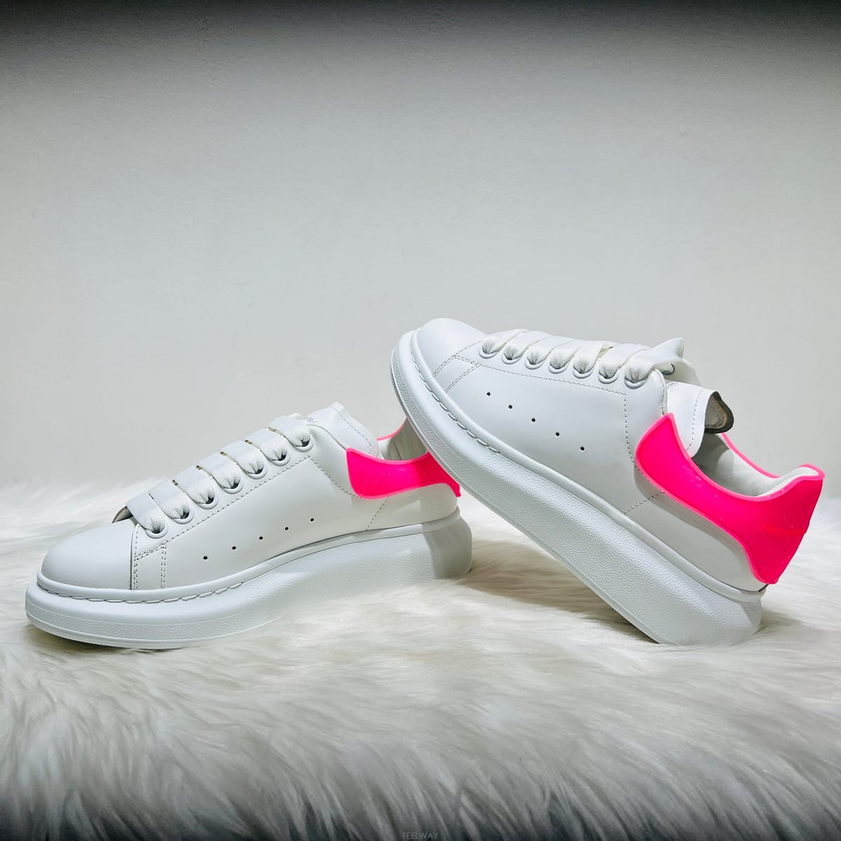 Alexander Mcqueen �˷�������� 718157 ������ ��ũ ����Ŀ��˷�������� 718157 ������ ��ũ ����Ŀ��