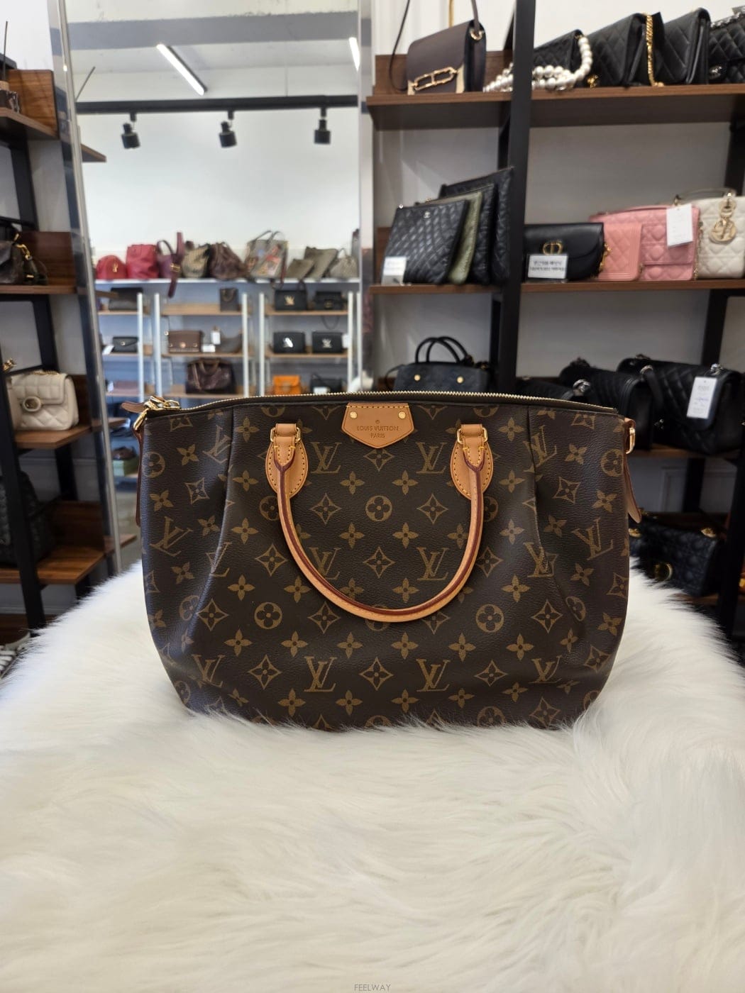 Louis Vuitton [�ٿ� ������] ���̺��� Ƣ���� MM ����A+[�ٿ� ������] ���̺��� Ƣ���� MM ����A+