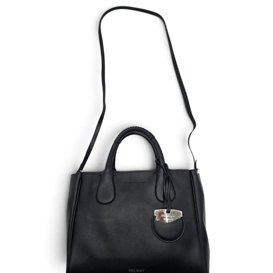 Ferragamo ��󰡸� ��ǰ �������� �������� �븮Ÿ ��Ʈ�� ����� ũ�ν��� ���ǽ��� ��Ƽ�� û�� �߰���ǰ25164��󰡸� ��ǰ �������� �������� �븮Ÿ ��Ʈ�� ����� 