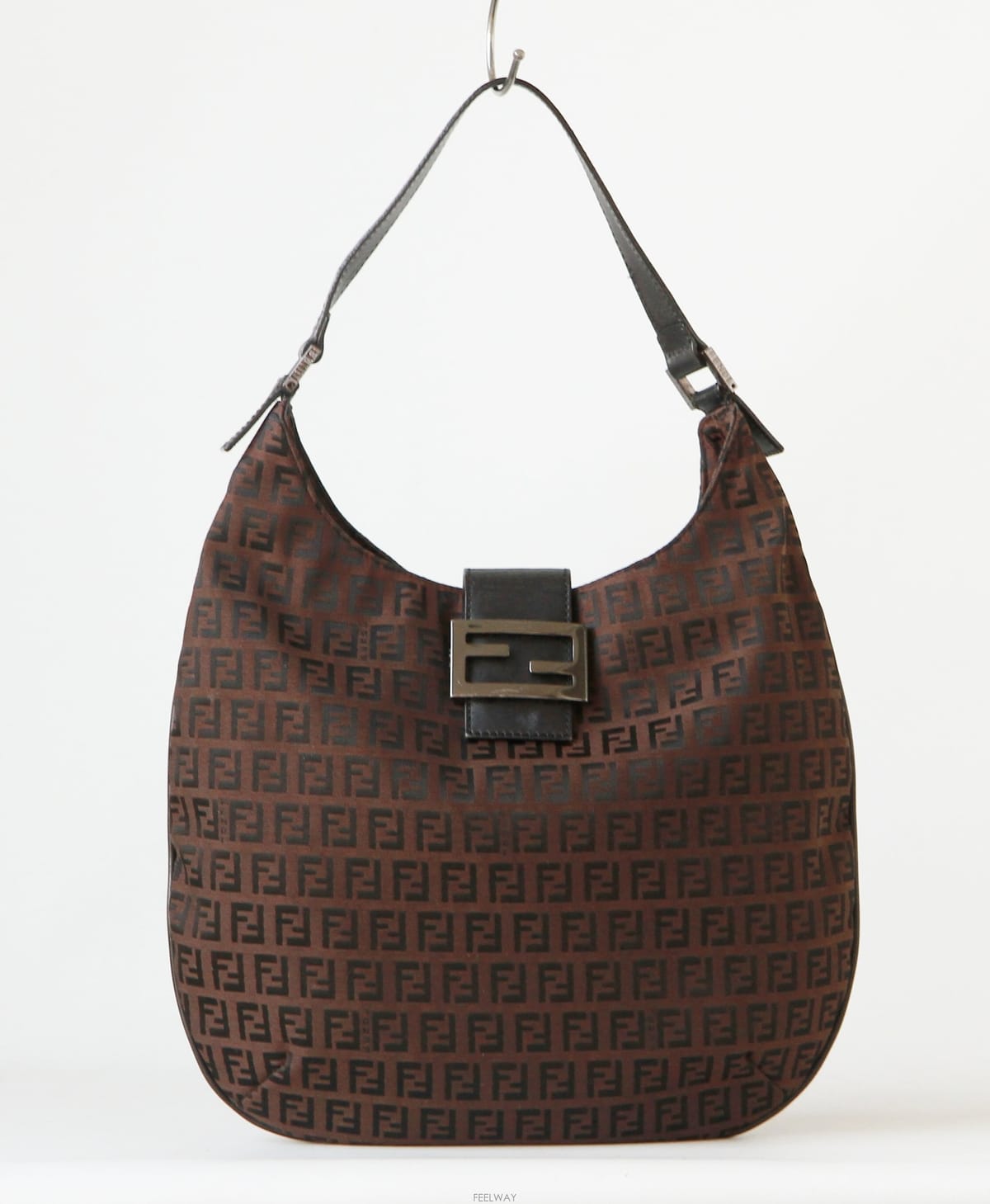 FENDI ��� FENDI ��Ƽ�� FF ��ī ���� ȣ�� �������� FENDI ��Ƽ�� FF ��ī ���� ȣ�� �����