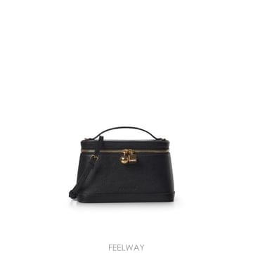 Jacquemus 26FW ��ũ���� ����� BAW00479AC03G02 990 BLACK26FW ��ũ���� ����� BAW00479AC03G02 990 BLACK