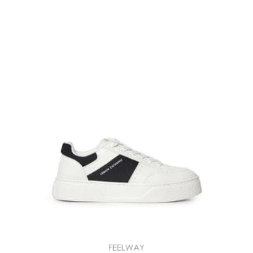 26FW 알마니 스니커즈 XM002627 AF17540M0017 WHITE