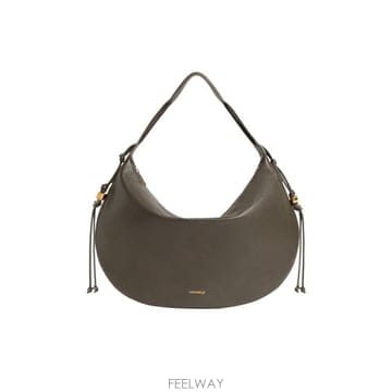 COCCINELLE 26FW ��ġ�ڸ� ��Ʈ�� E1VCA130101 W25 FANGO26FW ��ġ�ڸ� ��Ʈ�� E1VCA130101 W25 FANGO