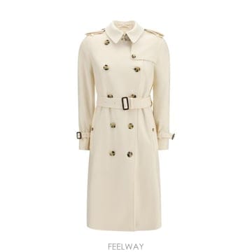 Burberry 26FW ������ ��Ʈ 8136120 C6516 IVORY WHITE26FW ������ ��Ʈ 8136120 C6516 IVORY WHITE