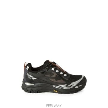Off White 26FW ����ȭ��Ʈ ����Ŀ�� OF05800001 BLK BLACK26FW ����ȭ��Ʈ ����Ŀ�� OF05800001 BLK BLACK