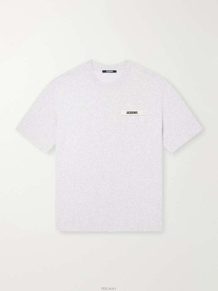 Jacquemus ��ũ���� LOGOAPPLIQUED ��ư-���� Ƽ���� 25HTSM00 B0082333870��ũ���� LOGOAPPLIQUED ��ư-���� Ƽ���� 25HTSM00 B0082
