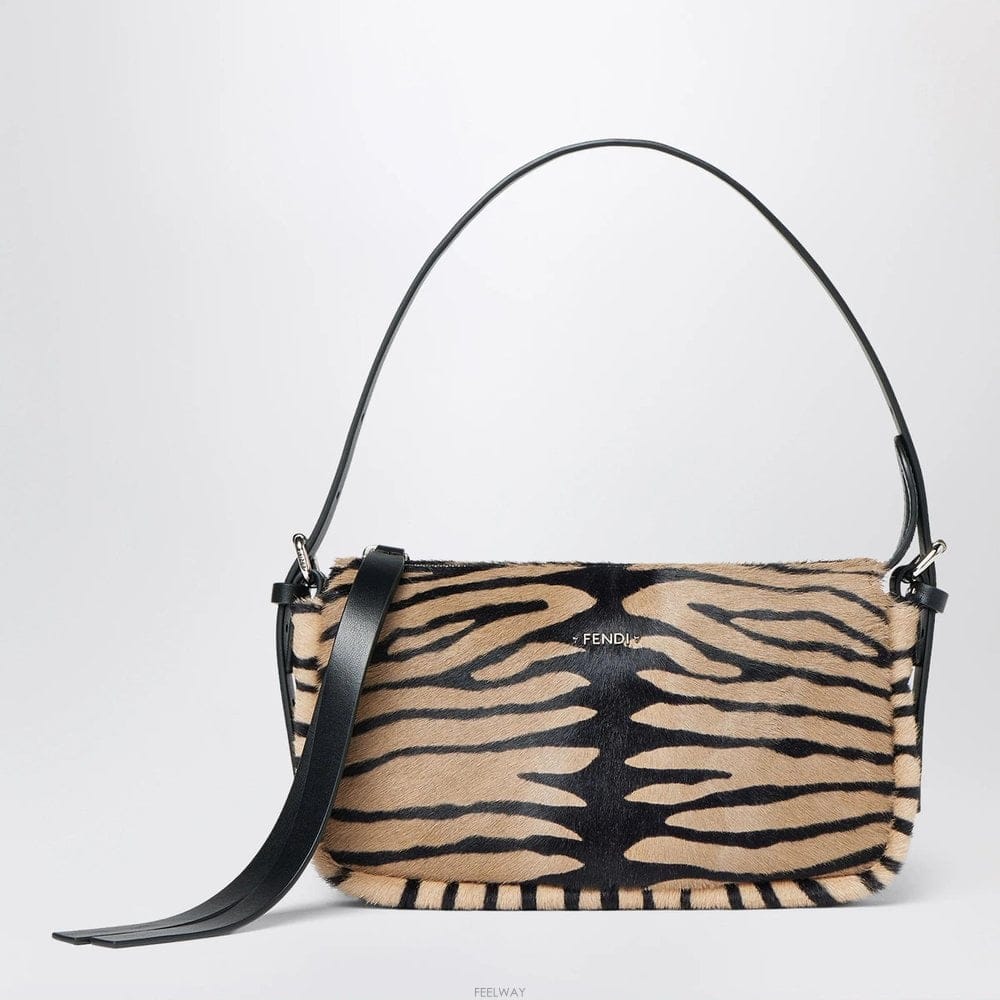 FENDI 26 F/W ��� ���� ���� ž �� �� PONYEFFECT ���� WI B005233525226 F/W ��� ���� ���� ž �� �� PONYEFFECT ���� WI B005