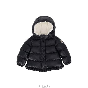Moncler Ű�� TAZUI �ΰ� �е����� ���̺� 1A000 48 597YX 778Ű�� TAZUI �ΰ� �е����� ���̺� 1A000 48 597YX 778