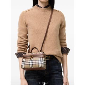 Burberry ������ Vanity bag 12269052789000 TP725729099������ Vanity bag 12269052789000 TP725729099