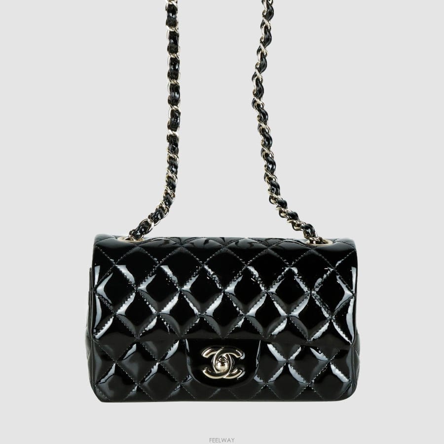 CHANEL [�Ƹ�����]���� Ŭ���� ���̴�Ʈ ���̴� ����� ũ�ν���A69900[�Ƹ�����]���� Ŭ���� ���̴�Ʈ ���̴� ����� ũ�ν���A
