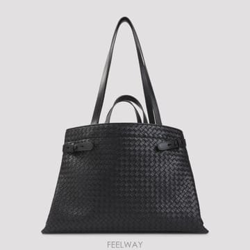 Bottega Veneta [D14]���װ� ����Ÿ A000R0V4RT0 1039 BLACK ���� ũ�ν��� �޽����� ���� Bottega [D14]���װ� ����Ÿ A000R0V4RT0 1039 BLACK ���� ũ�ν�