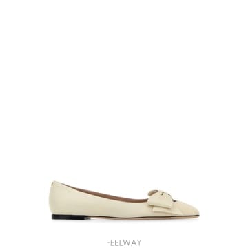 Valentino 26SS �߷�Ƽ�� Bowow dancer in ���� 7W2S0MS0DDT098 TP57050990826SS �߷�Ƽ�� Bowow dancer in ���� 7W2S0MS0DDT098 TP57