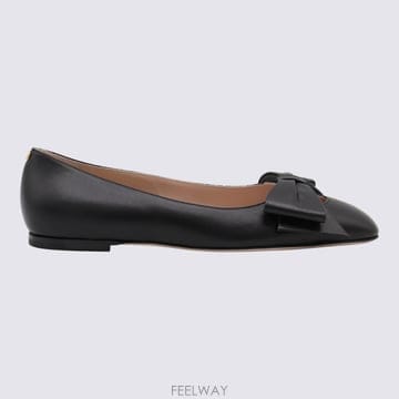 Valentino 26FW �߷�Ƽ�� �߷�Ƽ�� ����ٴ� Bowow T 05 �߷����� 7W2S0MS0DDT0NO TP570536726FW �߷�Ƽ�� �߷�Ƽ�� ����ٴ� Bowow T 05 �߷����� 7W