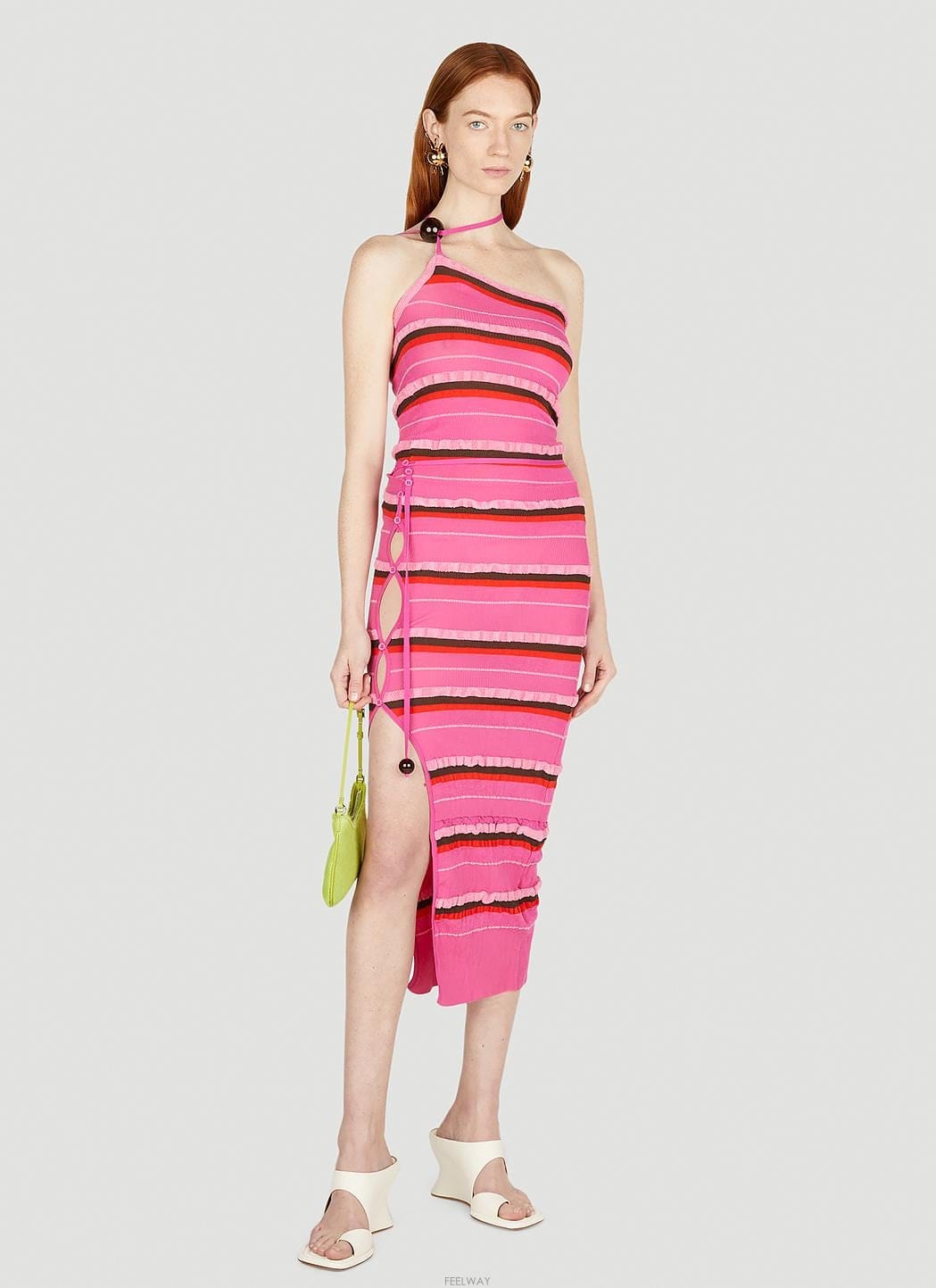 Jacquemus 23 S/S ��ũ���� �� ���� MAILLE CONCHA ��ĿƮ 231 B011081457523 S/S ��ũ���� �� ���� MAILLE CONCHA ��ĿƮ 231 B0110