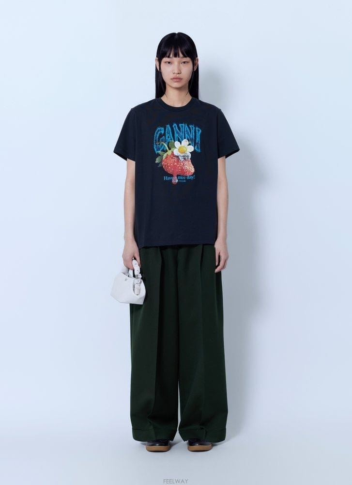 GANNI 26 F/W ���� FRUIT �ΰ� ��ư Ƽ���� A1050292 252 B011233584326 F/W ���� FRUIT �ΰ� ��ư Ƽ���� A1050292 252 B01123