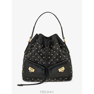Ferragamo 26 FW ��󰡸� ��Ƽ ���� ��Ŷ �� 796632 TP45506982526 FW ��󰡸� ��Ƽ ���� ��Ŷ �� 796632 TP455069825