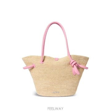 Jacquemus 26 FW ��ũ���� �������� ��Ʈ �� BAW00462AC01C27 TP45527406626 FW ��ũ���� �������� ��Ʈ �� BAW00462AC01C27 TP4552