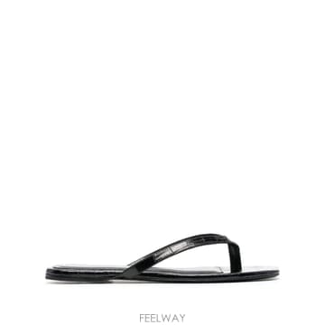Toteme 26 FW ���� ũ��Ŀ���� �������� �ø��ö� 213904819281 TP45036930326 FW ���� ũ��Ŀ���� �������� �ø��ö� 213904819281 T