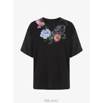 Maison Margiela 26 FW �������������� �÷η� ����Ʈ V�� Ƽ���� S29GC0318S24575 TP45475039426 FW �������������� �÷η� ����Ʈ V�� Ƽ���� S29GC031