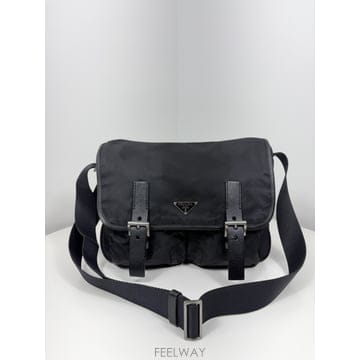PRADA ����� ���Ϸ� �޽����� ũ�ν�������� ���Ϸ� �޽����� ũ�ν���