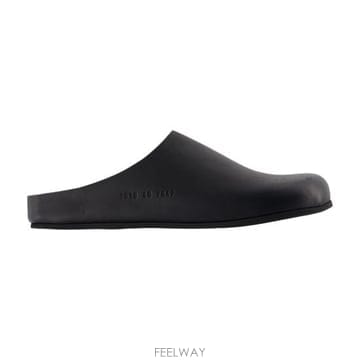 Common Projects 26FW Ŀ�� ������Ʈ �� ������ 2616 7547 BLACK26FW Ŀ�� ������Ʈ �� ������ 2616 7547 BLACK