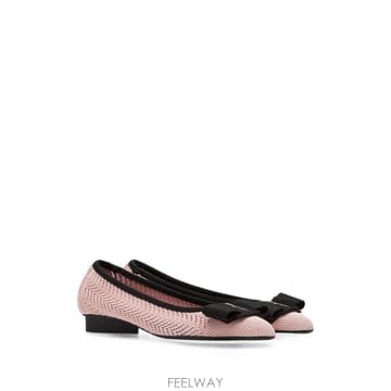 Ferragamo 26 FW ��󰡸� �ٶ� ���� �޽� �߷����� �÷� 743543 TP45799060526 FW ��󰡸� �ٶ� ���� �޽� �߷����� �÷� 743543 TP4
