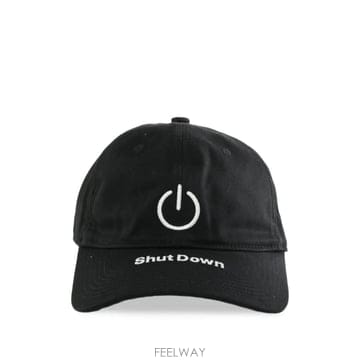 Vetements 26 FW ��Ʈ�� �ڼ� ���̽��� ĸ ���� UH76CA790B TP45723110926 FW ��Ʈ�� �ڼ� ���̽��� ĸ ���� UH76CA790B TP457231