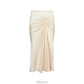 Victoria Beckham 26 FW ���丮�ƺ��� ���� �ָ� �̵� ��ĿƮ 1126WSK006985A9893 TP45873830226 FW ���丮�ƺ��� ���� �ָ� �̵� ��ĿƮ 1126WSK006985