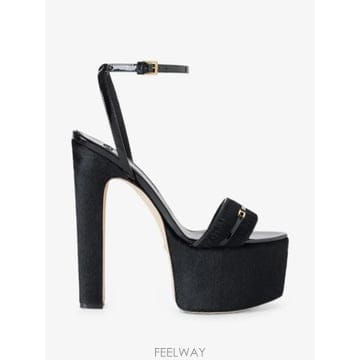 Elisabetta Franchi 26 FW Elisabetta Franchi �ҷ��� ���� SA05L67E2 TP45765377826 FW Elisabetta Franchi �ҷ��� ���� SA05L67E2 TP45765