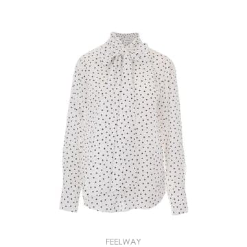 | Other Brand | 26 FW P.A.R.O.S.H. ��Ÿ ����Ʈ Ǫ�� ���� ����콺 D381323802 TP45655840226 FW P.A.R.O.S.H. ��Ÿ ����Ʈ Ǫ�� ���� ����콺 D381