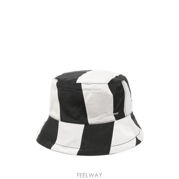 Jacquemus 26 FW ��ũ���� �߷�� ��Ŷ �� ACU00812AW00753 TP45467991926 FW ��ũ���� �߷�� ��Ŷ �� ACU00812AW00753 TP454679