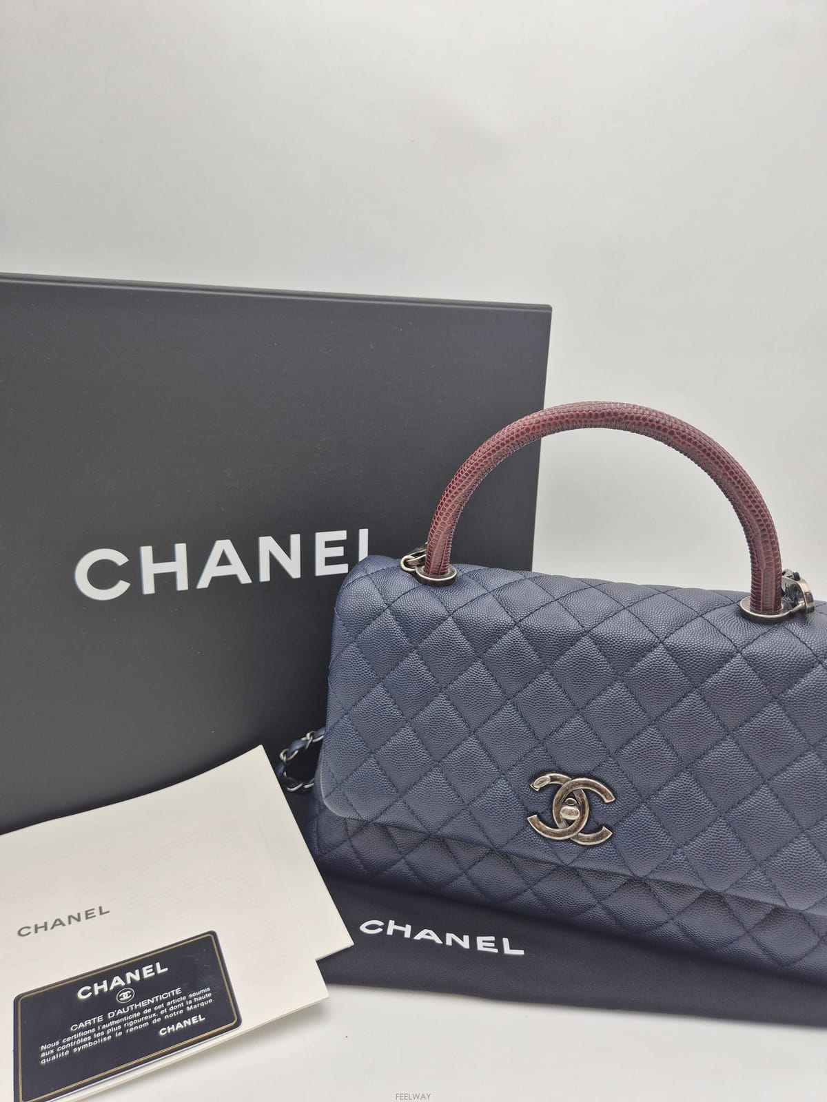 CHANEL ���� �����ڵ� 28 �̵� ĳ��� ���̺���� �����ڵ� 28 �̵� ĳ��� ���̺�
