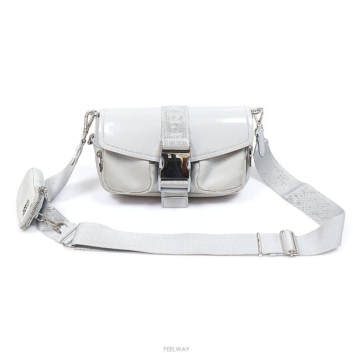 PRADA Prada(�����) 1BD295 ���� �����Ϸ� �귯�õ� ���� �����Prada(�����) 1BD295 ���� �����Ϸ� �귯�õ� ���� ���