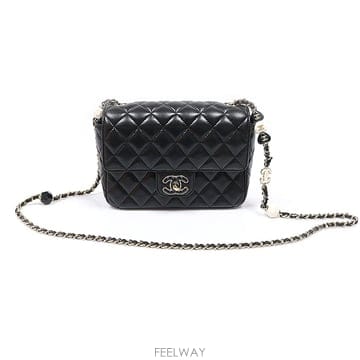 Chanel(샤넬) AS3783 블랙 램스킨 캔디 CC 하트 체인 플랩 미니 숄더백 (내장칩)