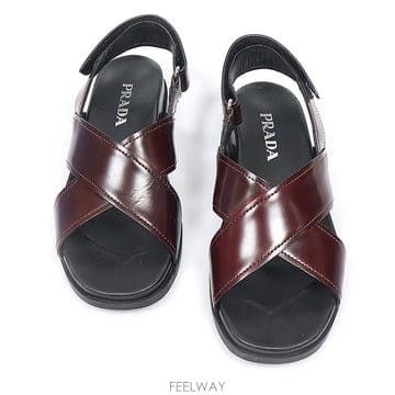 Prada(프라다) 1X455L 버건디 스파졸라토 브러쉬드 레더 여성샌들 38