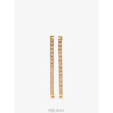 Elisabetta Franchi 26 FW Elisabetta Franchi logo plaque earrings OR36A66E2 TP4526 FW Elisabetta Franchi logo plaque earrings OR36A66E
