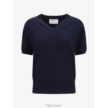 | Other Brand | 26 FW �ͽ�Ʈ�� ĳ�ù̾� ��Ƽ�� V�� ������ 490 TP45852709126 FW �ͽ�Ʈ�� ĳ�ù̾� ��Ƽ�� V�� ������ 490 TP458527