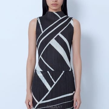Issey Miyake 26 FW �ø��� �ø��� �̼��̹̾��� ���� ���� ��ũ�� ž PP68JK681 1726 FW �ø��� �ø��� �̼��̹̾��� ���� ���� ��ũ�� ž P