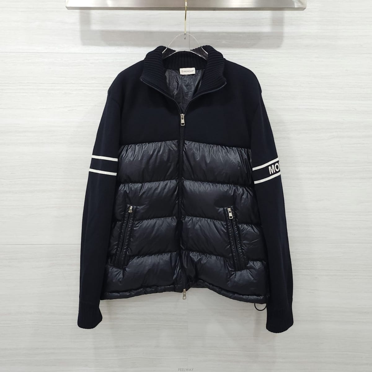 Moncler [������] XL / ��Ŭ���� ���� ���̳� �е� �� ���� ����� 19B00016[������] XL / ��Ŭ���� ���� ���̳� �е� �� ���� �����