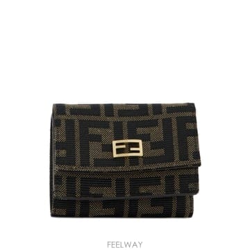 FENDI �δ��� FENDI ��� ���� �����δ��� FENDI ��� ���� ����