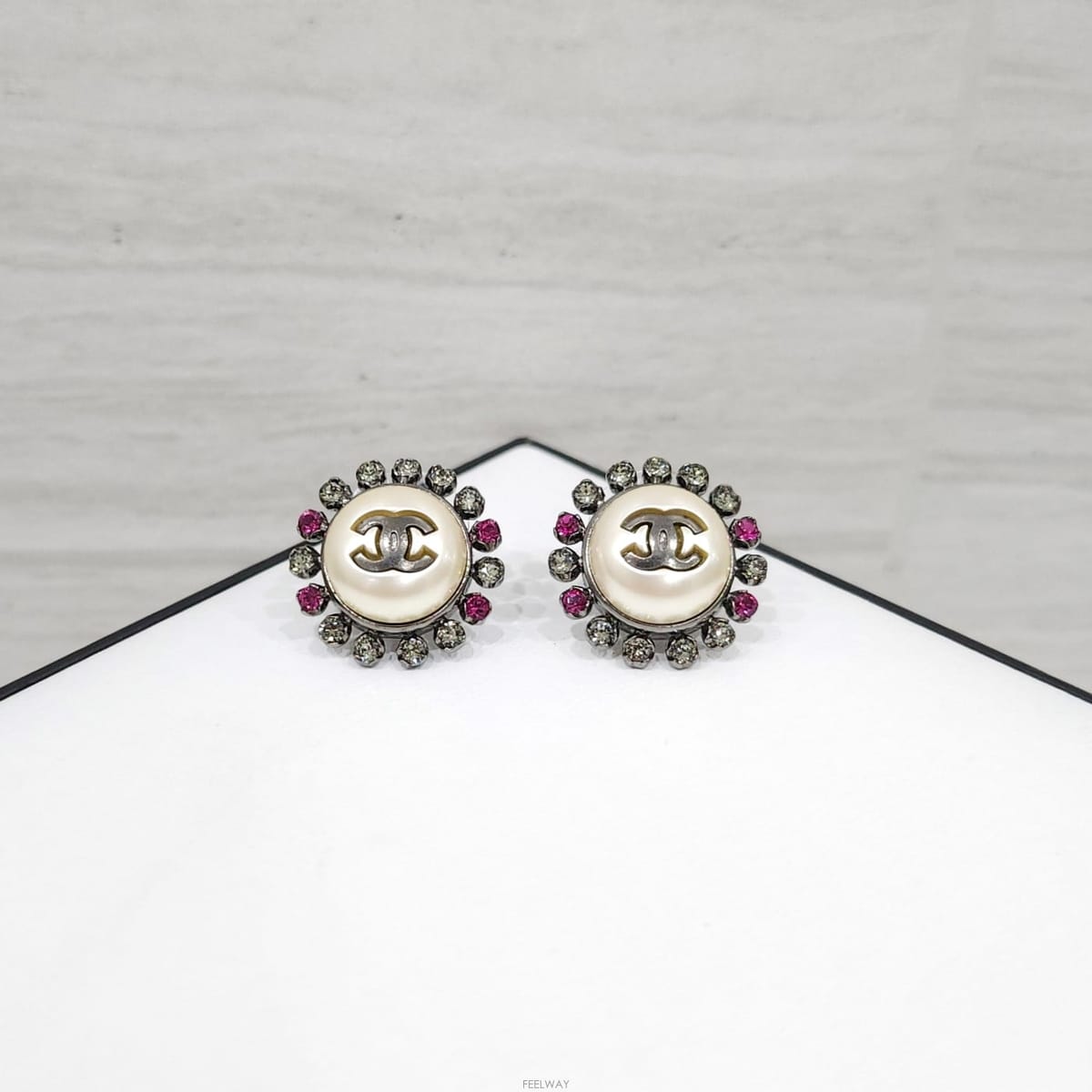 CHANEL [������] (����ǰ) ���� CC ���� ť�� ��Ŭ �̾[������] (����ǰ) ���� CC ���� ť�� ��Ŭ �̾