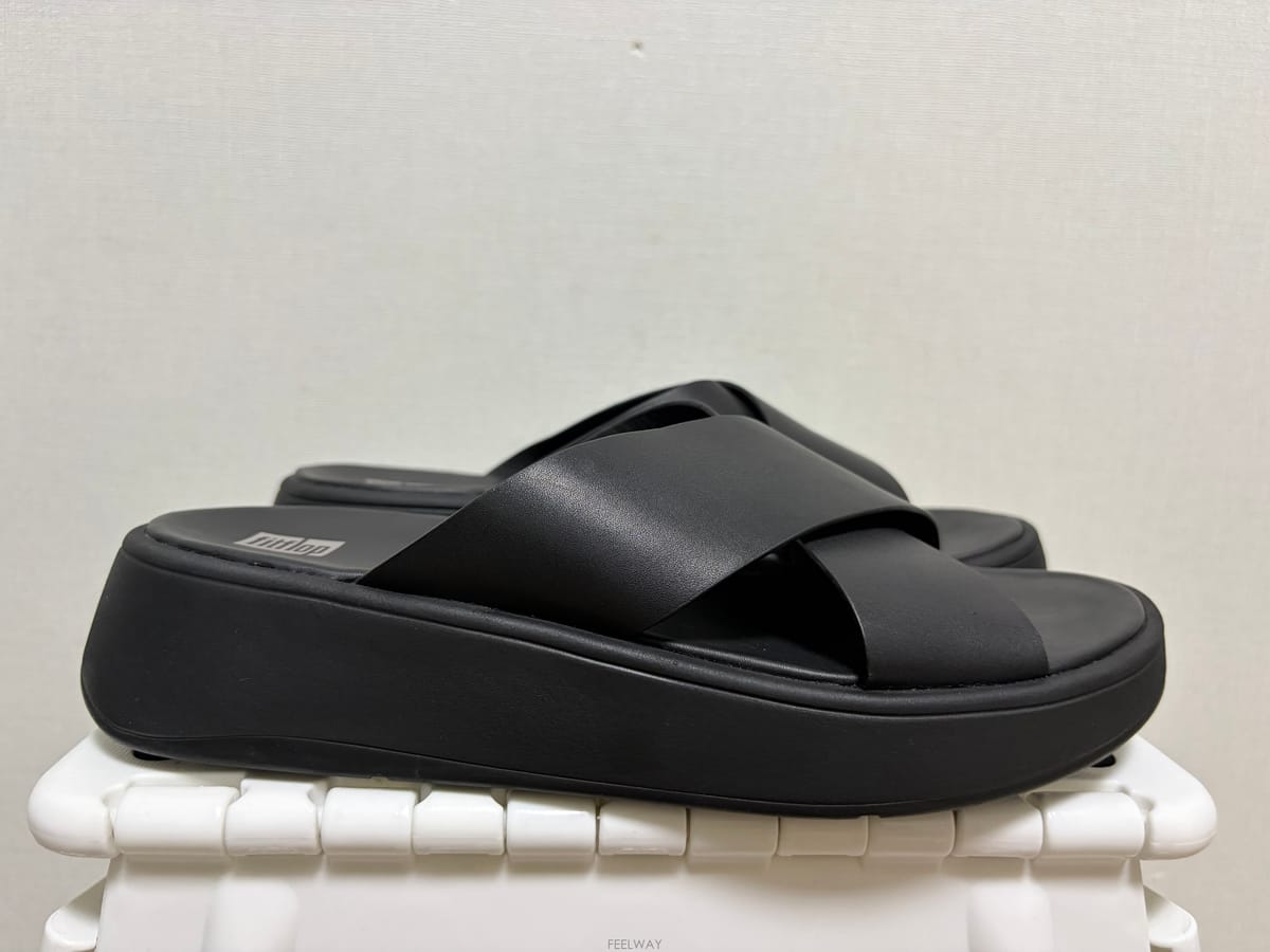 FitFlop ���ö� ũ�ν� �����̵� ���� 250���ö� ũ�ν� �����̵� ���� 250