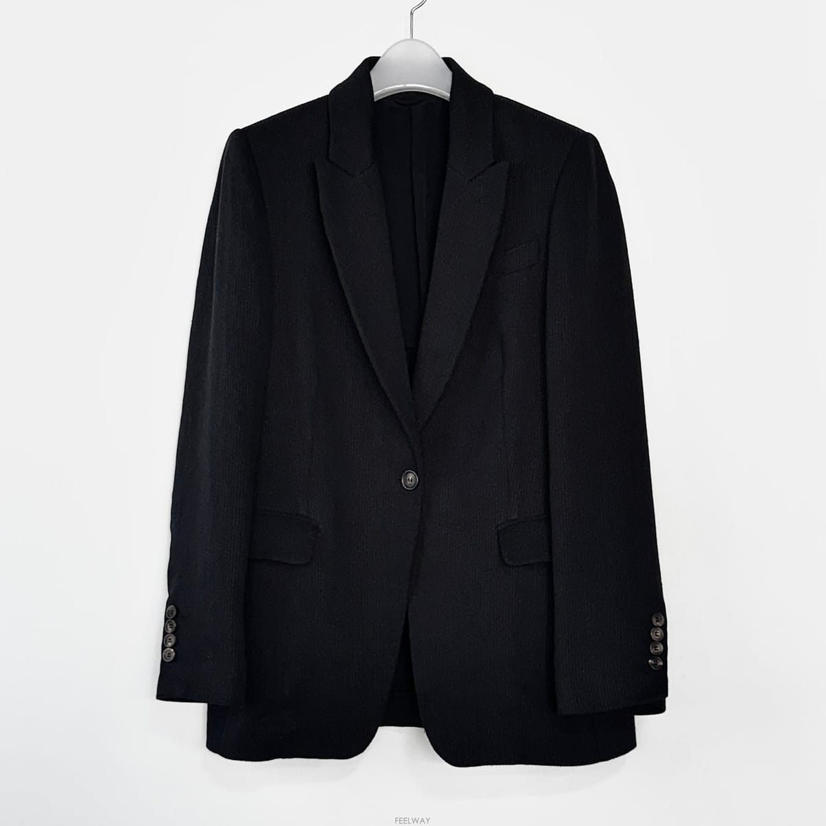 Brunello Cucinelli ���ڷ���ġ�ڸ� ���� ��Ҹ� �ڵ���� ���Ϻ��ڷ���ġ�ڸ� ���� ��Ҹ� �ڵ���� ����