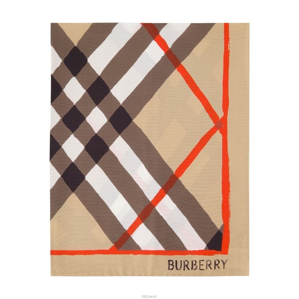 Burberry 26 F/W ������ �ư��� üũ ��ī�� BURBERRY ��ũ ��Ƽ�÷� B073232600426 F/W ������ �ư��� üũ ��ī�� BURBERRY ��ũ ��Ƽ��
