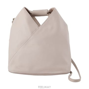 26 F/W MM6 메종 마르지엘라 재패니즈 크로스바디 MM6 MAI B0732326009