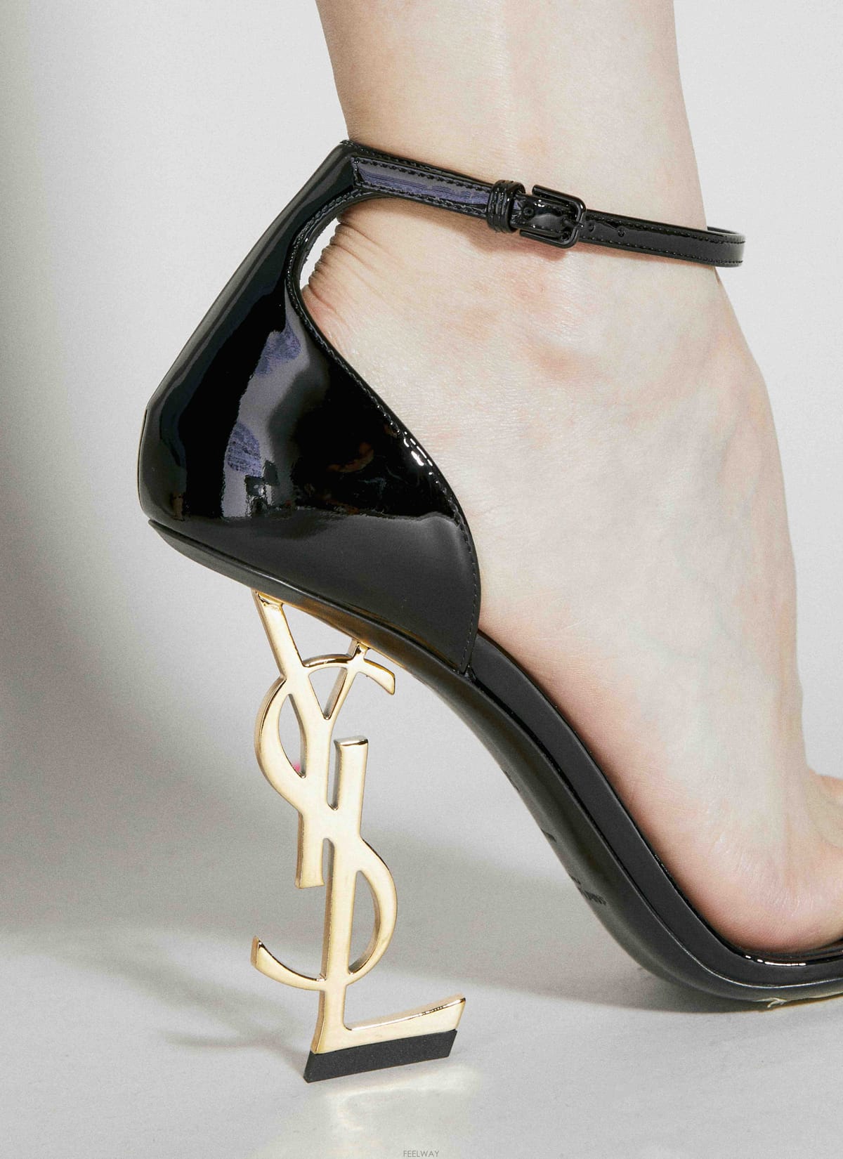 Saint Laurent 24 F/W ���ζ� ���ǿ� �� ���� 557662 1TV1A 1000 B011093975124 F/W ���ζ� ���ǿ� �� ���� 557662 1TV1A 1000 B011093