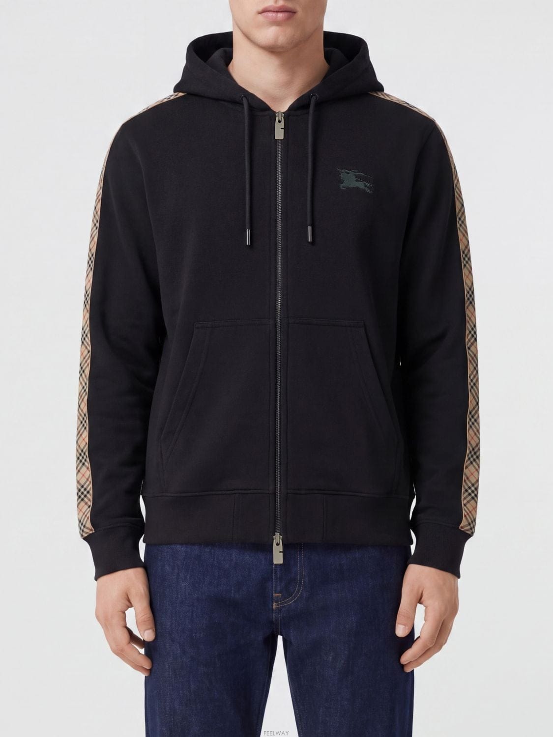 Burberry [A6] ������ 8130398 ���� ������ 8130398-002[A6] ������ 8130398 ���� ������ 8130398-002