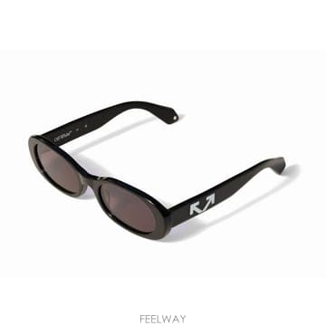 Off White 26FW ����ȭ��Ʈ ���۶� OW1033 N A26FW ����ȭ��Ʈ ���۶� OW1033 N A